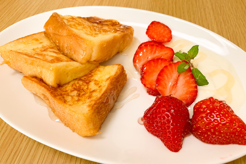 フレンチトーストとミント