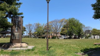 復元された木柱が目印！「チカモリ遺跡公園」でのんびり散歩