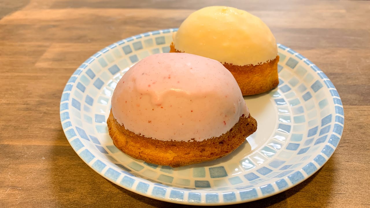 袋から出したレモンケーキ